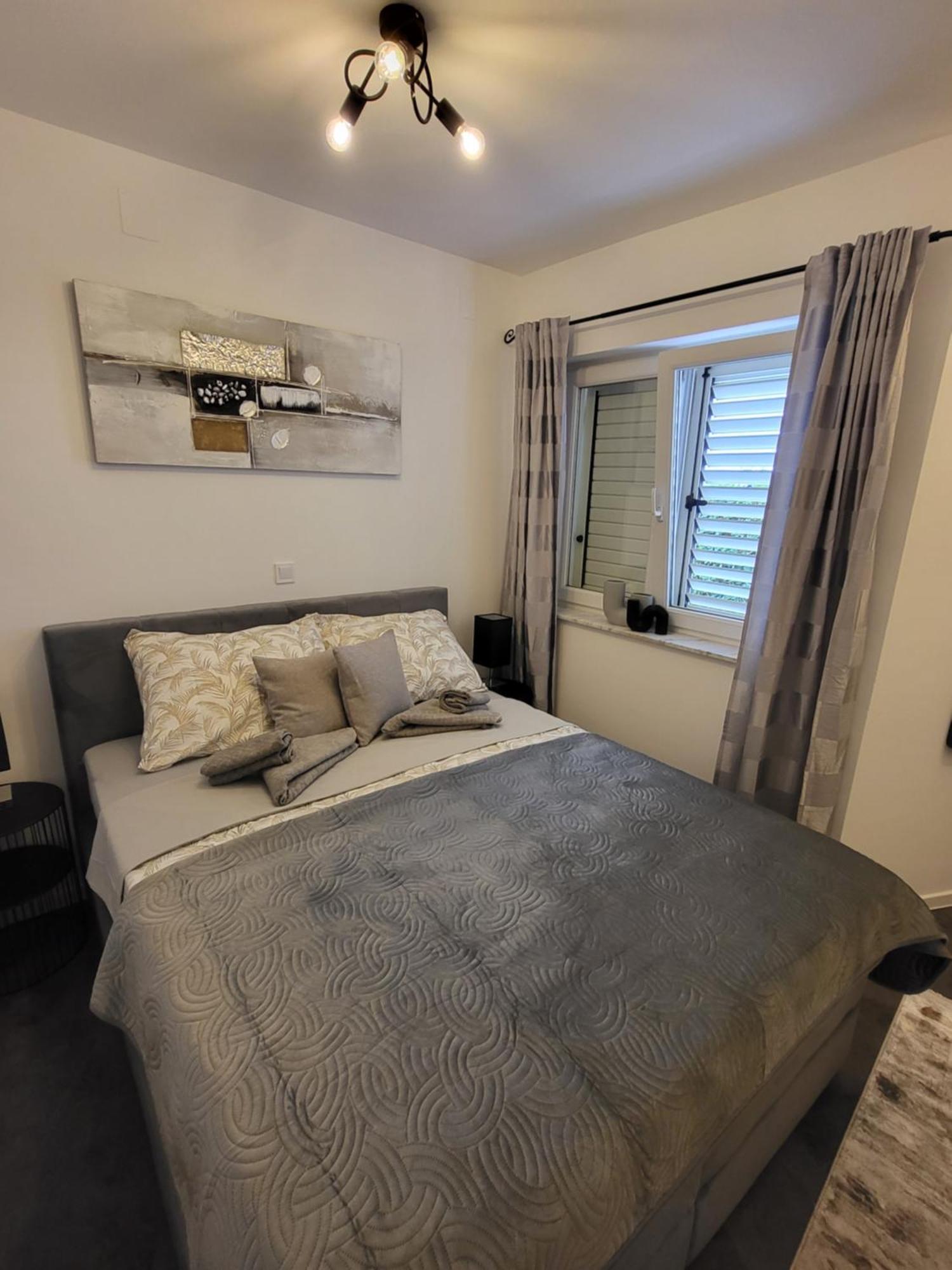 Apartmani Andiks Dramalj Exterior foto