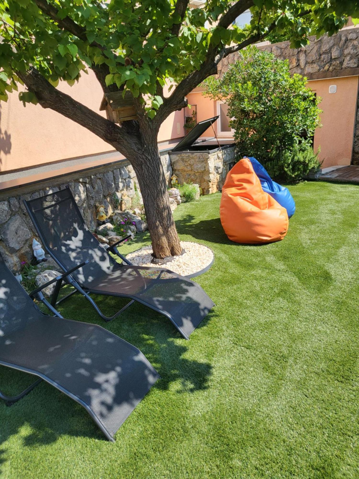 Apartmani Andiks Dramalj Exterior foto